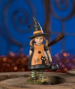 Bethany Lowe Winnie Witch Figurine New!