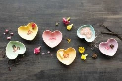 TheHolidayBarn.com Conversation Heart Dishes