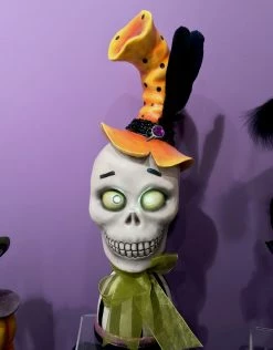 TheHolidayBarn.com Spooky Skelly Skull With Eyes That Light Up New!