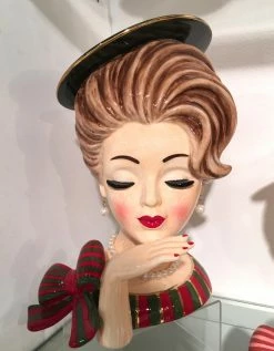 TheHolidayBarn.com Glamour Girl Head Vase, Brunette New!