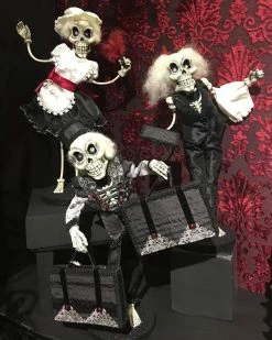 Katherine's Collection Dead And Breakfast Skeleton Crew