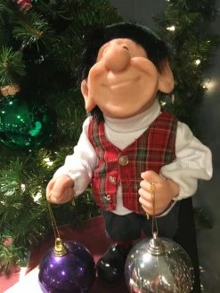 Whitehurst New! Leonardo Elf With Ornaments