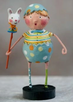 Lori Mitchell All Cracked Up Figurine New!