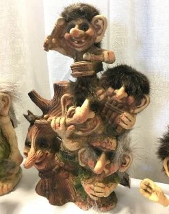 TheHolidayBarn.com New! Woodland Musical Trolls